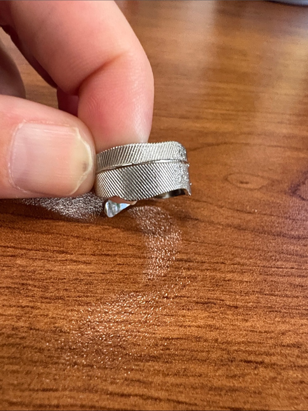 Silver Textured Wearable Ring - Sleek Diagonal Pattern